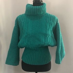 5/$25 
Turquoise turtle neck sweater